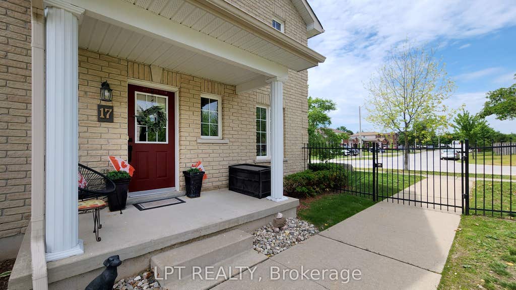 Photo of 17 Silver Maple Crescent, Barrie, ON L4N 0Y4 (MLS # S13494834)