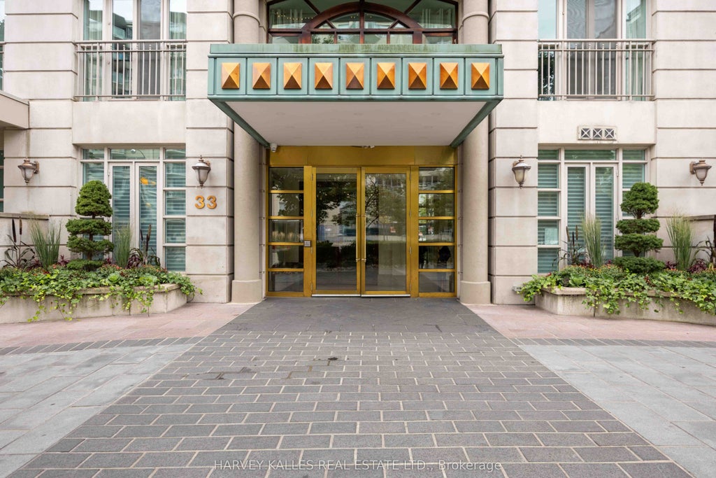 Photo of 33 Delisle Avenue #201, Toronto, ON M4V 3C7 (MLS # C13796002)