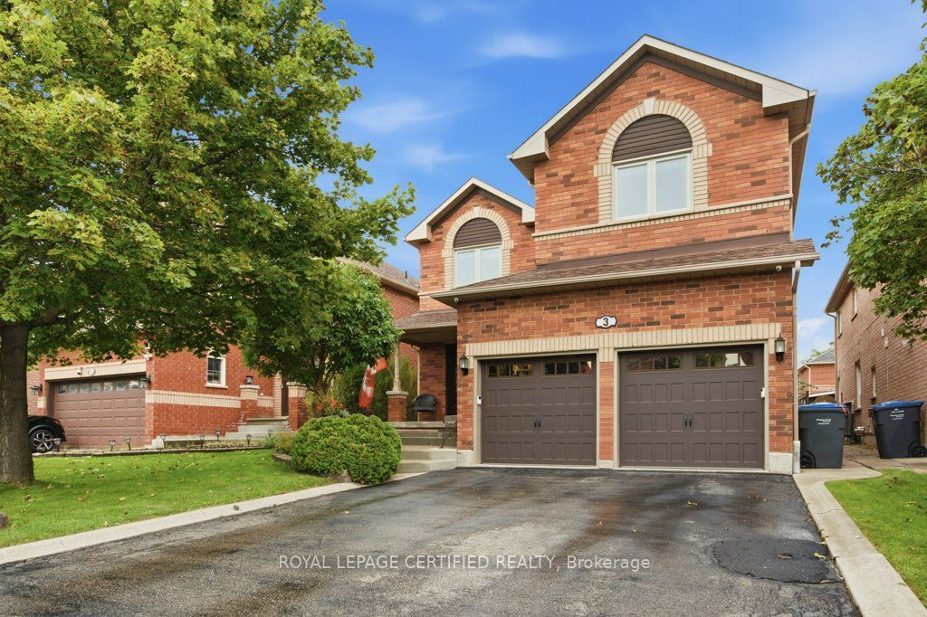 Photo of 3 National Crescent, Brampton, ON L7A 1H1 (MLS # W13791418)