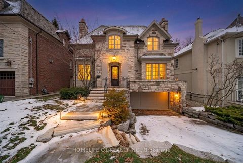 Photo of 210 St Leonards Avenue, Toronto, ON M4N 1K7 (MLS # C12677944)