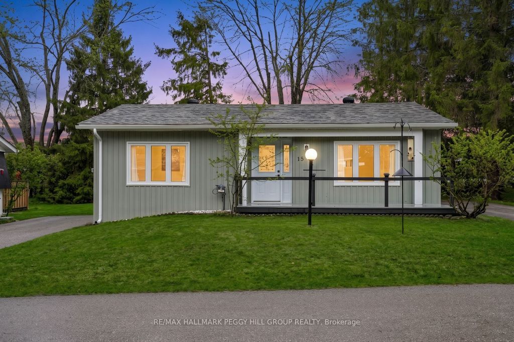 Photo of 15 Cherrywood Lane, Innisfil, ON L9S 1M9 (MLS # N13025544)