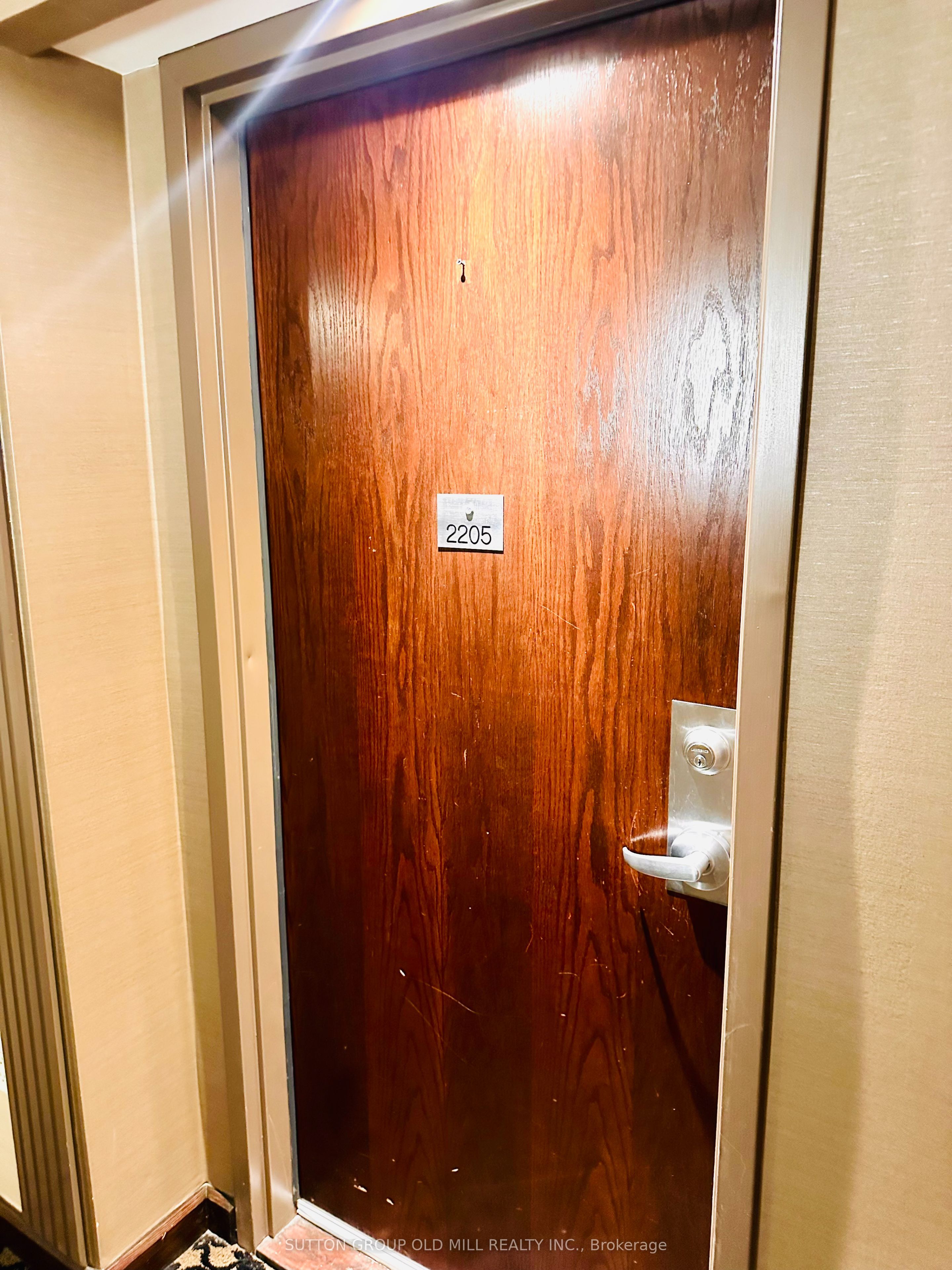 101 Subway Crescent 2205