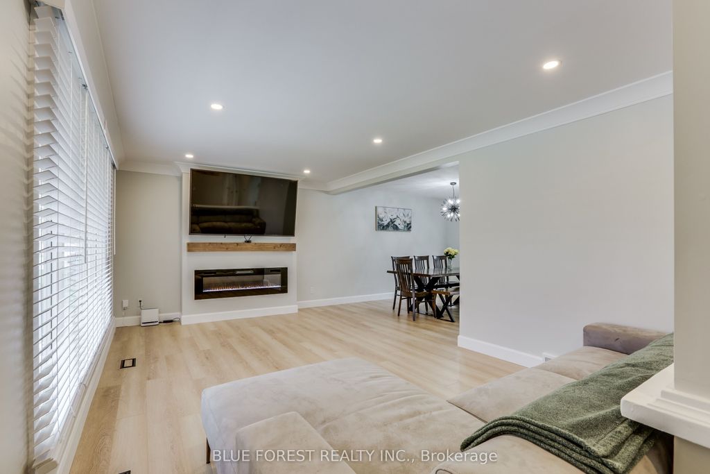 Photo of 42 Regency Road, London North, ON N6H 4A8 (MLS # X13078482)