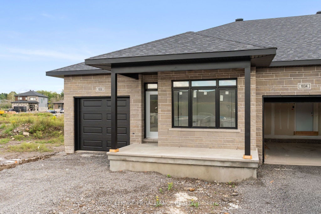 Photo of 1032 Turner Drive, Brockville, ON K6V 0G8 (MLS # X14116896)
