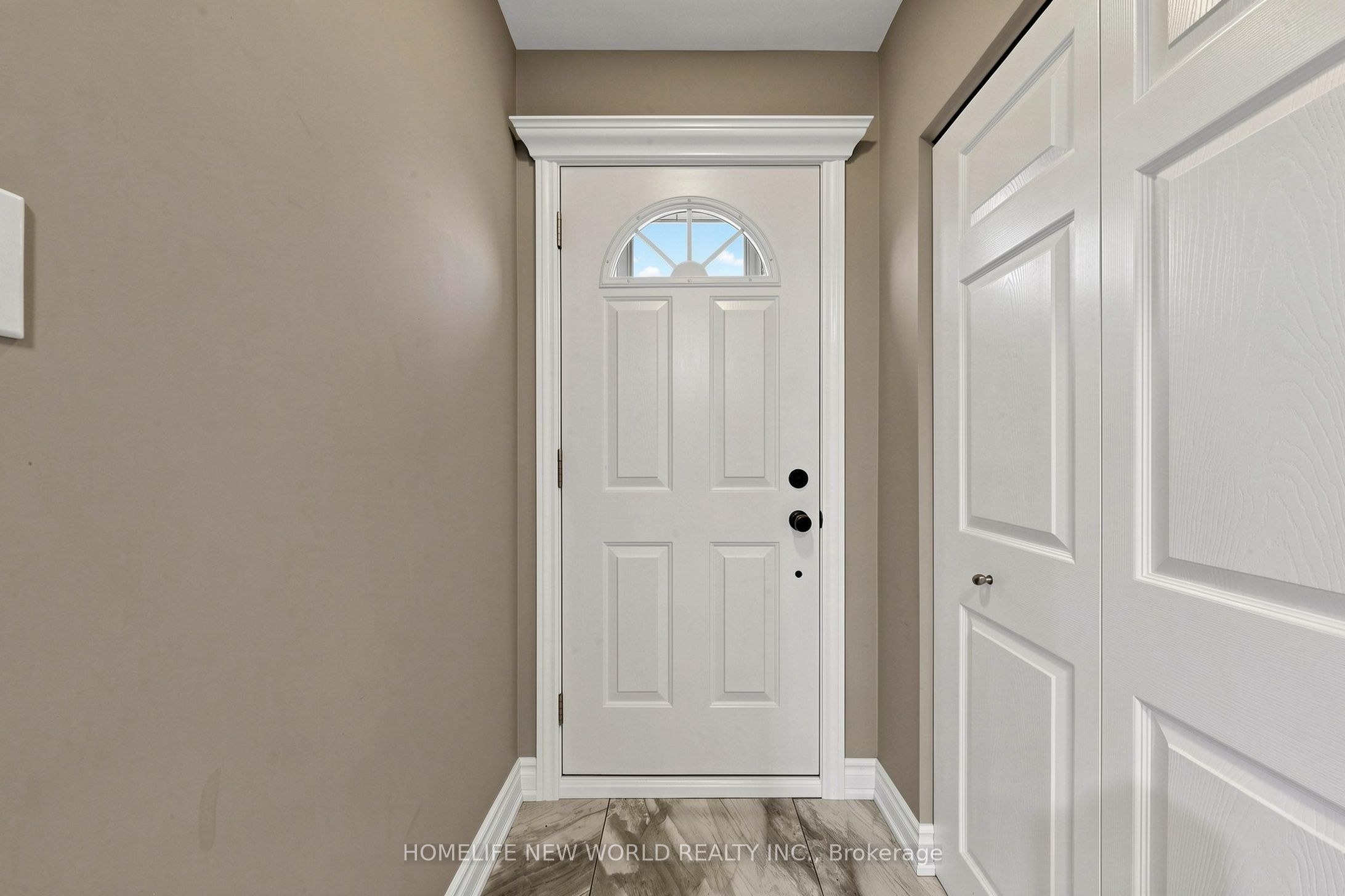 6 Valleycrest Avenue