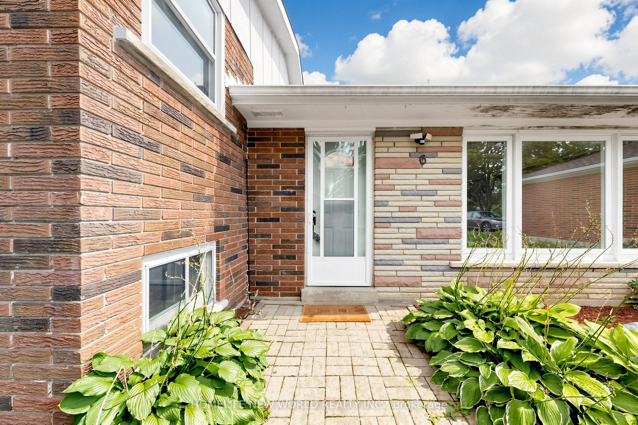 6 Valleycrest Avenue