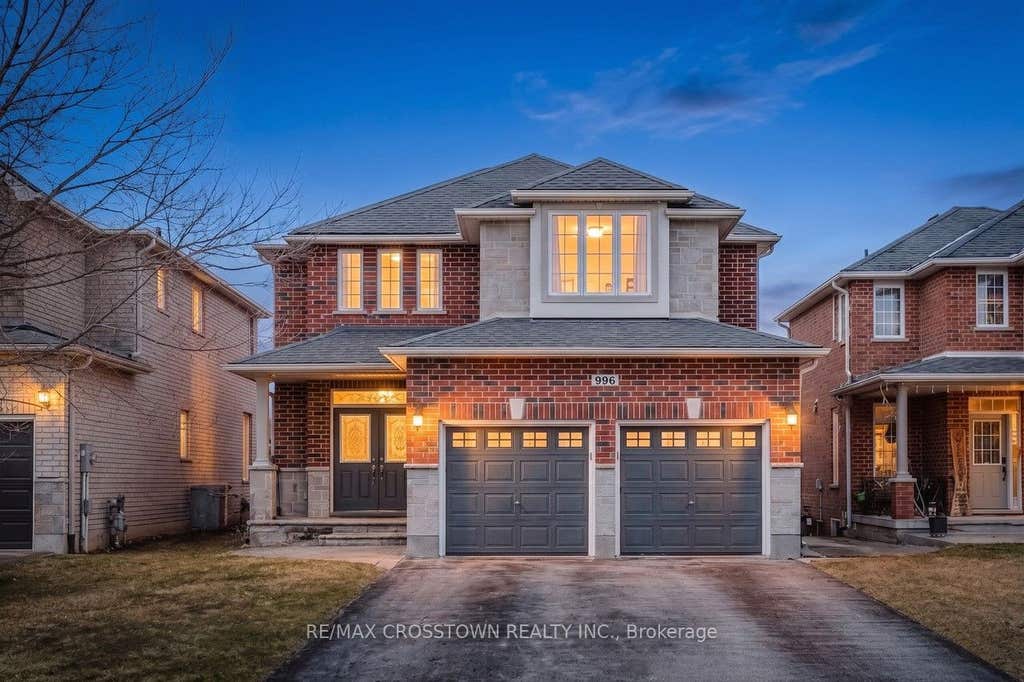 Photo of 996 BOOTH Avenue, Innisfil, ON L9S 0A4 (MLS # N12894764)