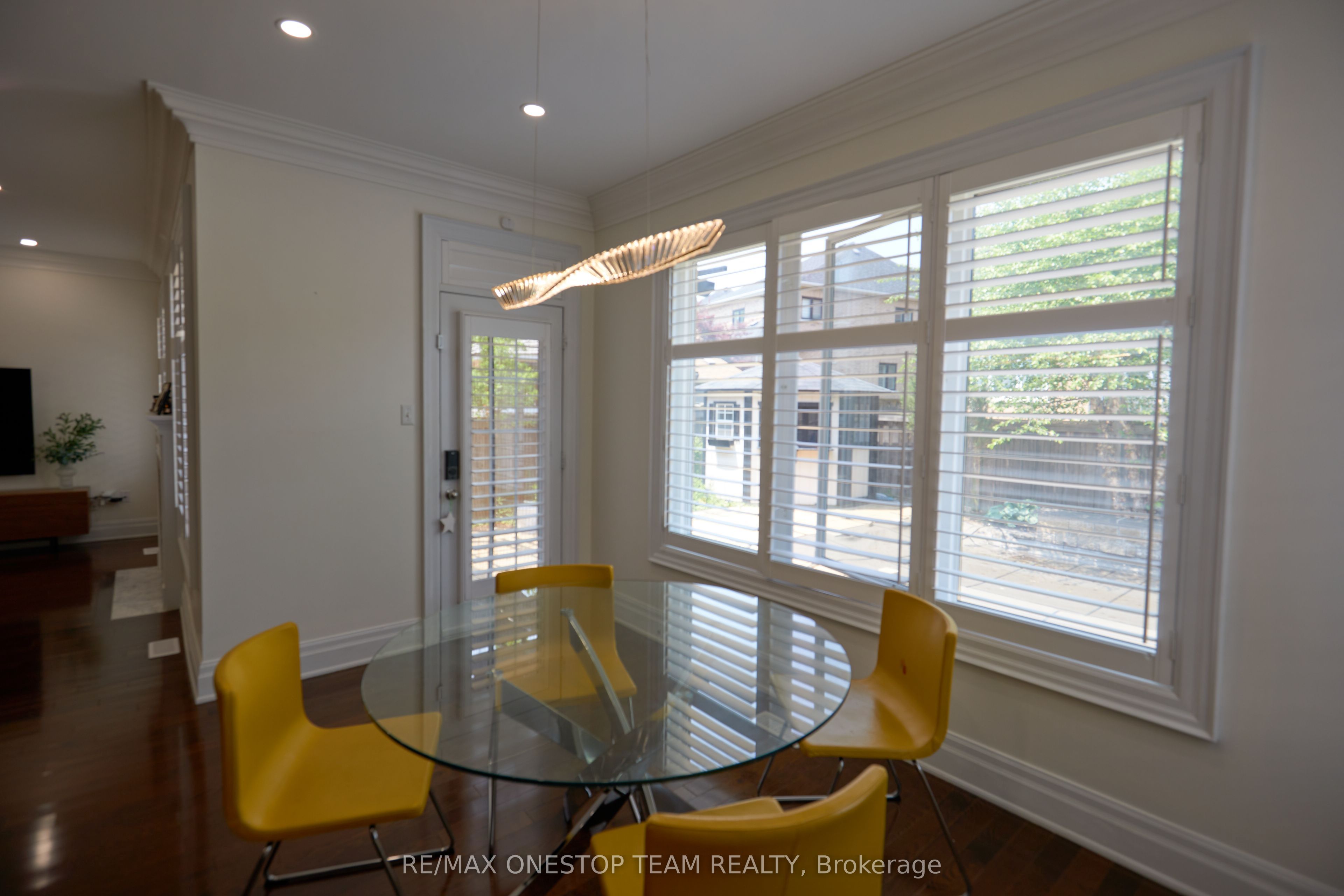 2461 North Ridge Trail