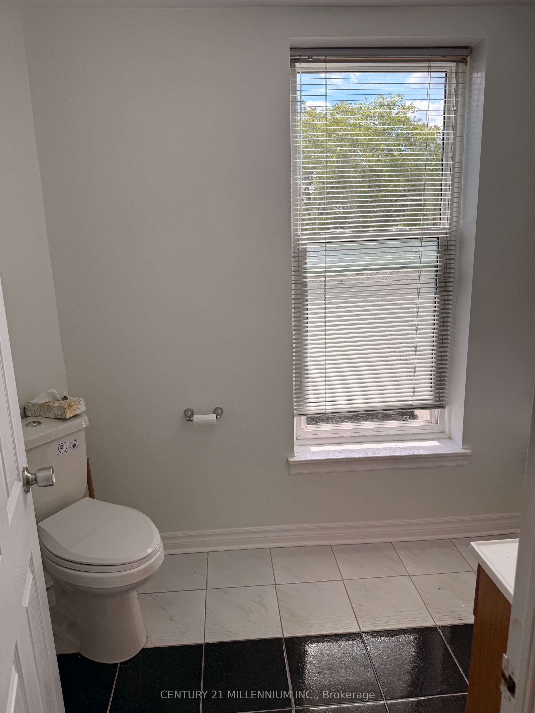 1529 Queen Street E 1