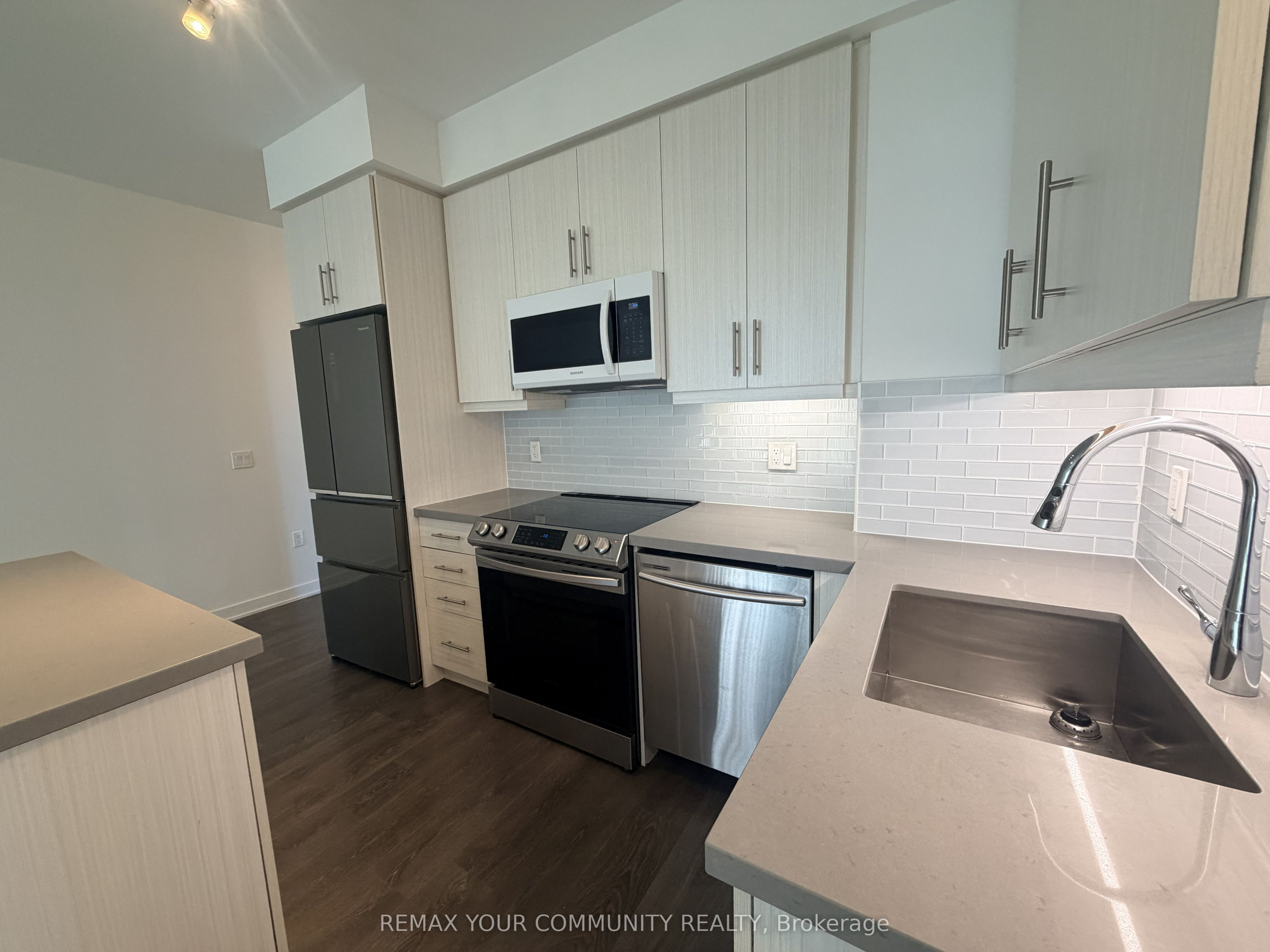75 Oneida Crescent 1809
