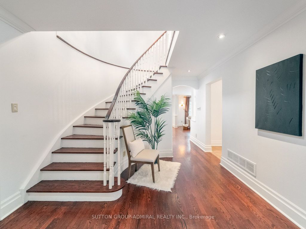 Photo of 3 Larksong Court, Toronto, ON M4A 2T5 (MLS # C12865244)