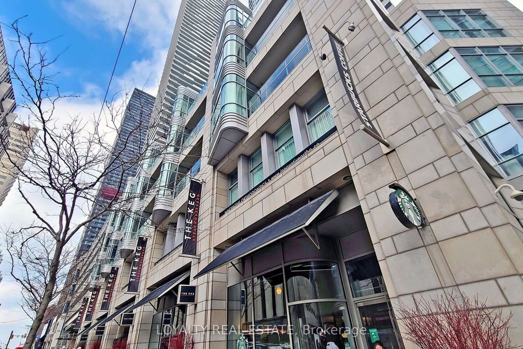Photo of 2221 Yonge Street #1705, Toronto, ON M4S 2B4 (MLS # C13165278)