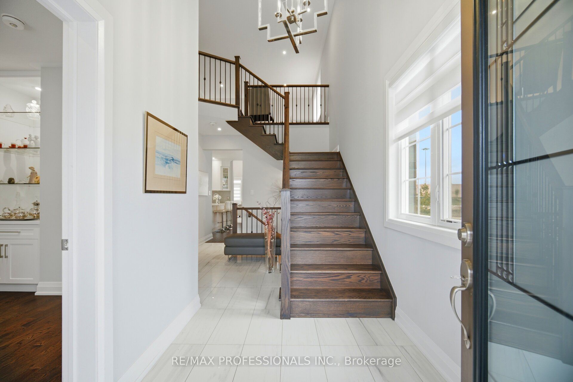 40 Bluestone Crescent