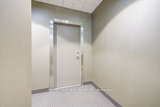 100 Harbour Street 6805