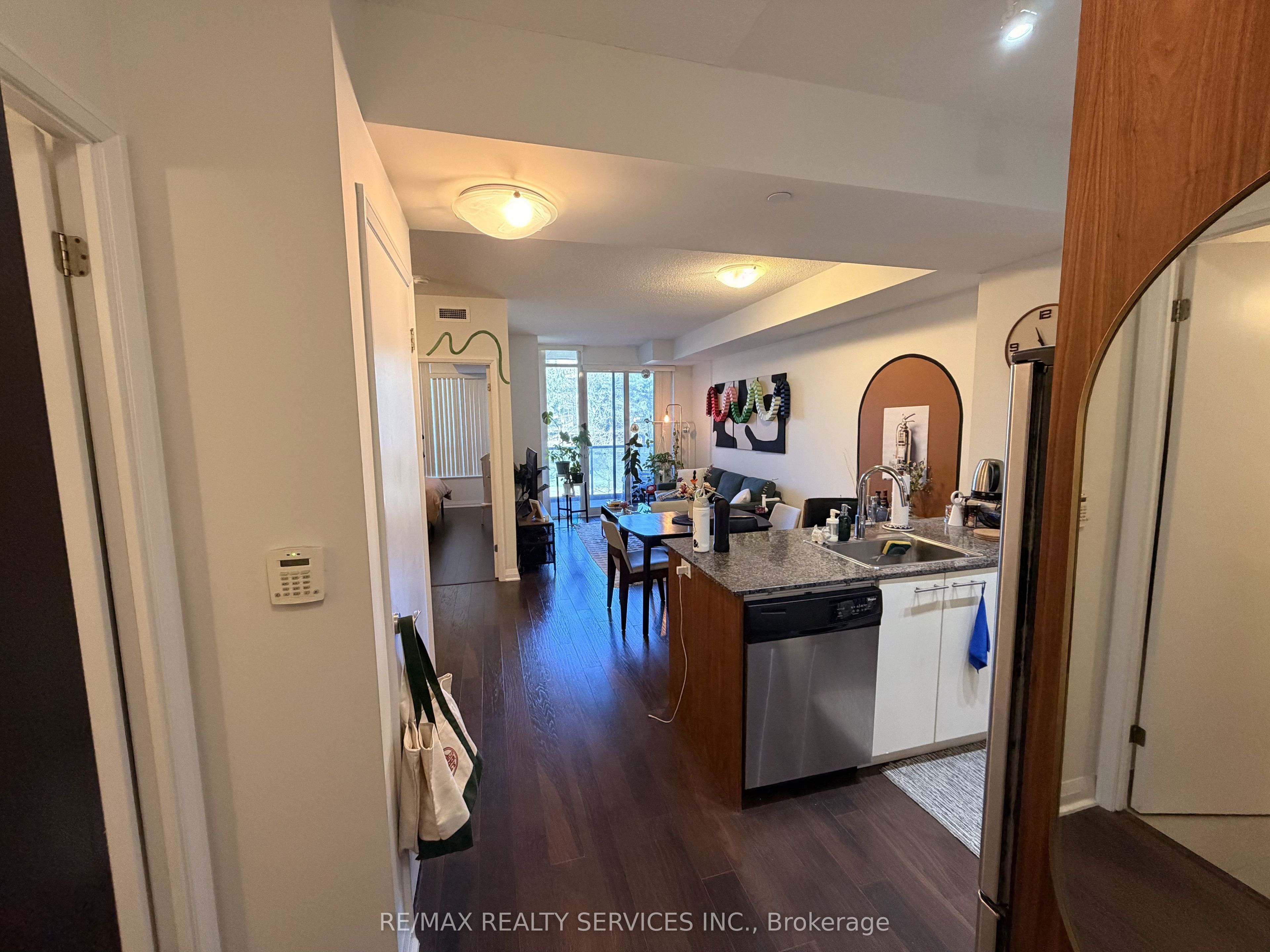 1 Valhalla Inn Road 211