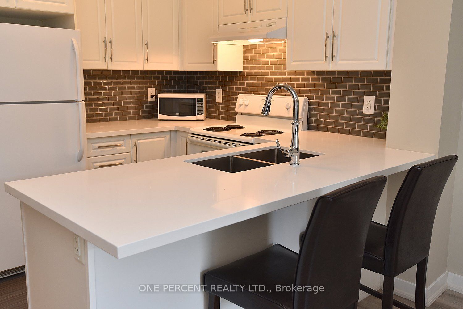 5317 Upper Middle Road 231