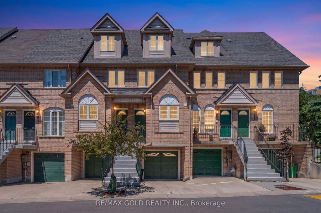 Photo of 80 Strathaven Drive #53, Mississauga, ON L5R 3V9 (MLS # W13688846)