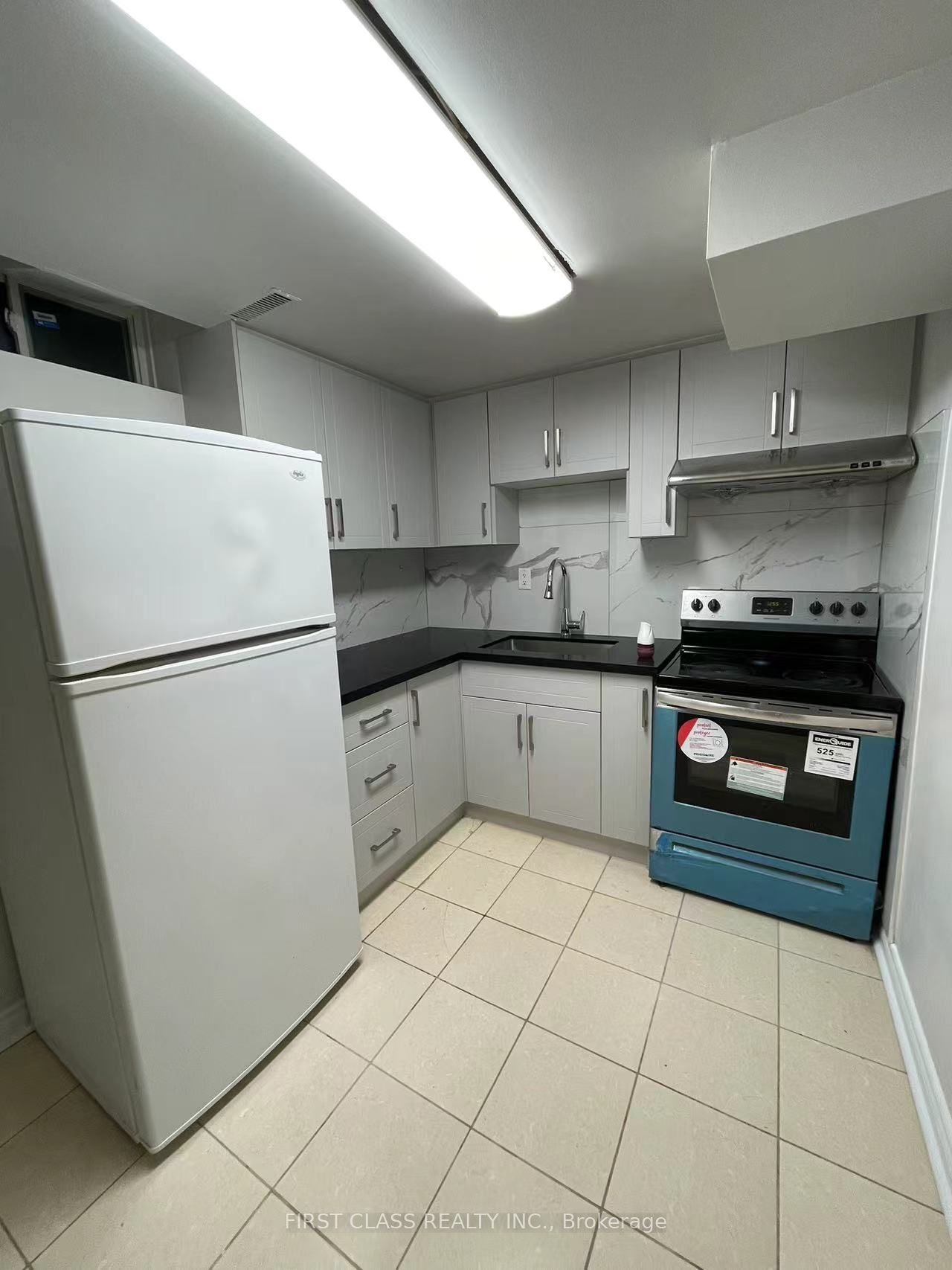 172 Highglen Avenue bsmt