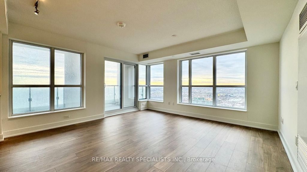Photo of 7 MABELLE Avenue #2909, Toronto, ON M9A 0C9 (MLS # W12725860)