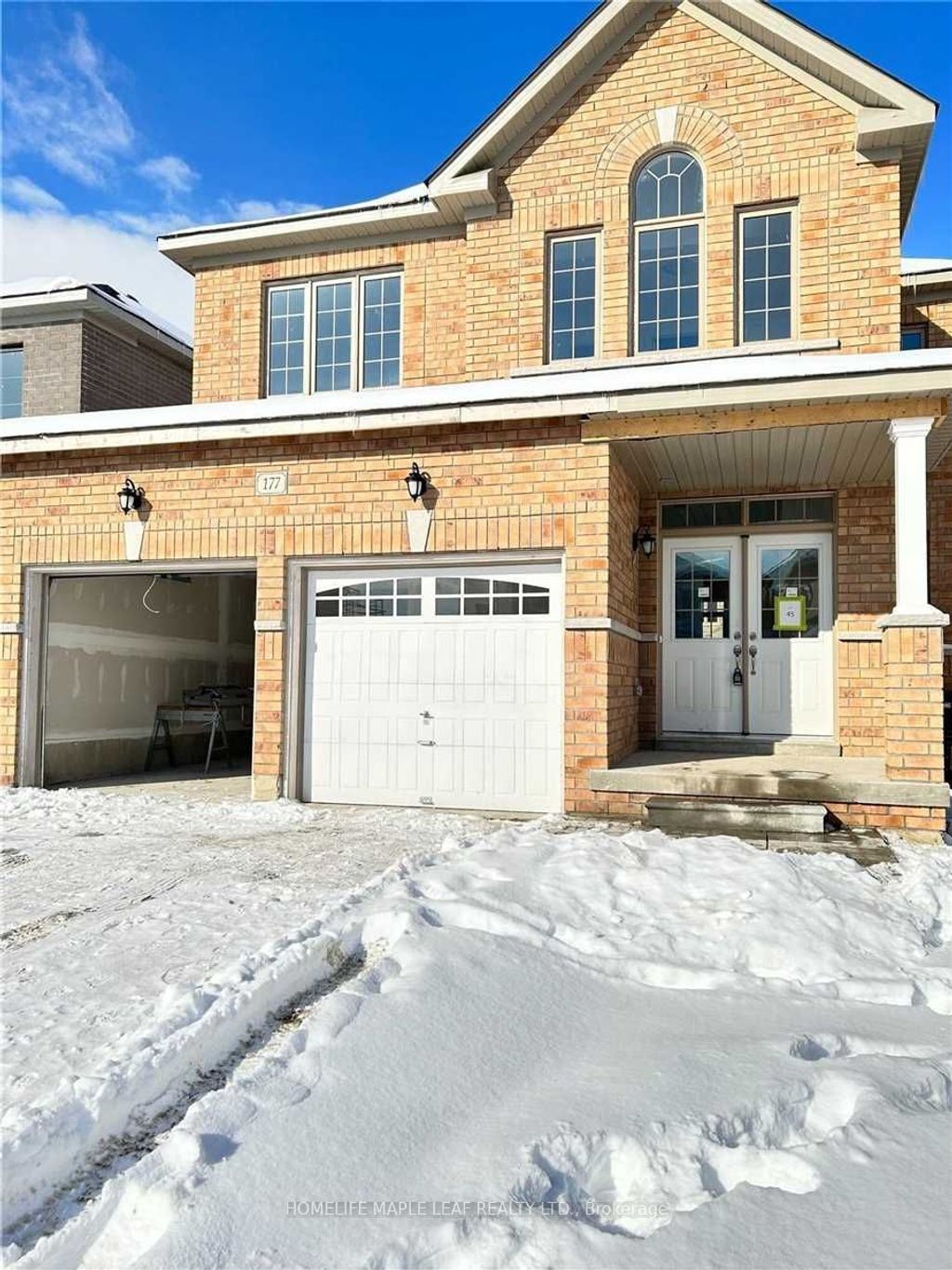 Photo of 177 Ferragine Crescent, Bradford West Gwillimbury, ON L3Z 4K1 (MLS # N13104632)