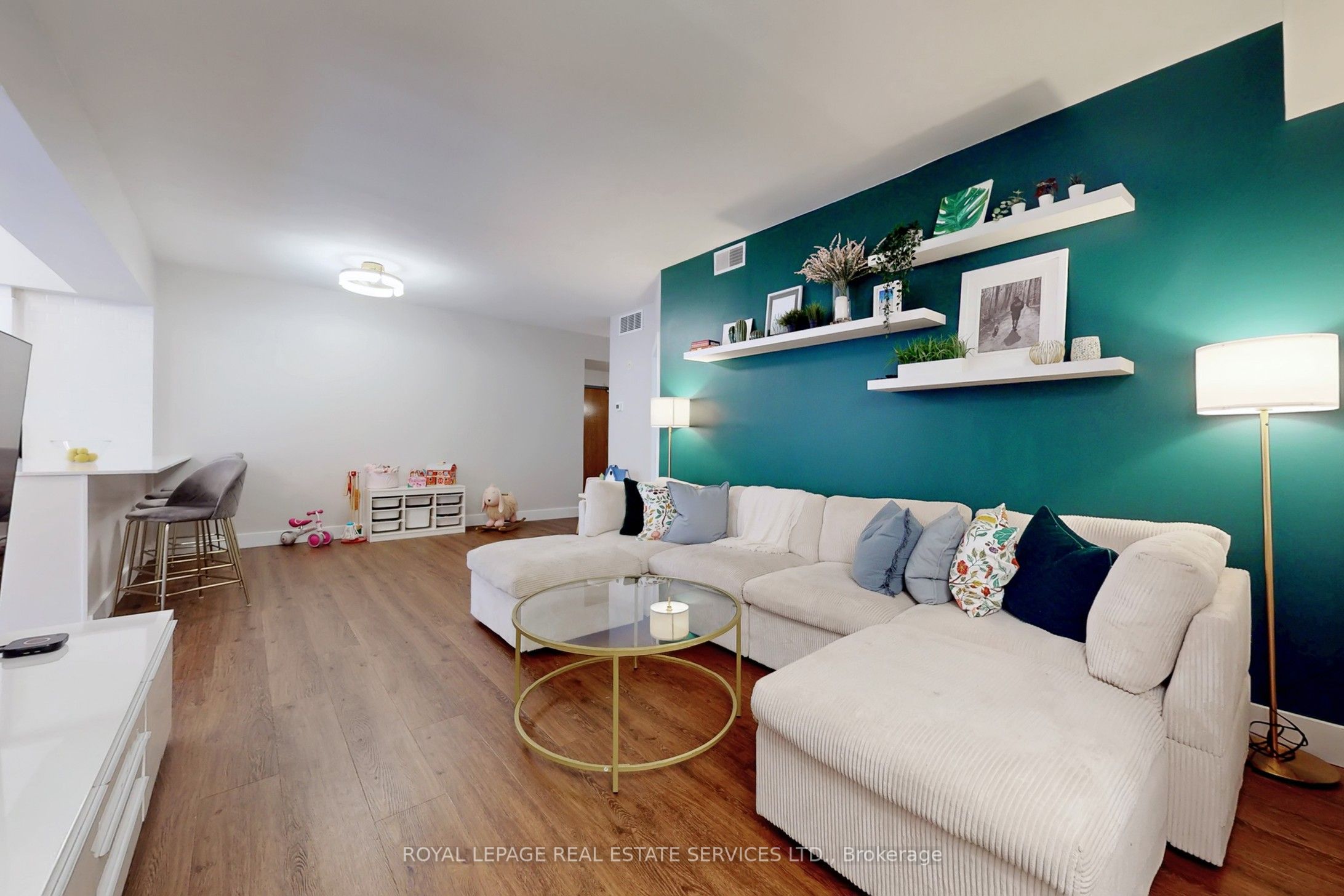 4016 Kilmer Drive 104