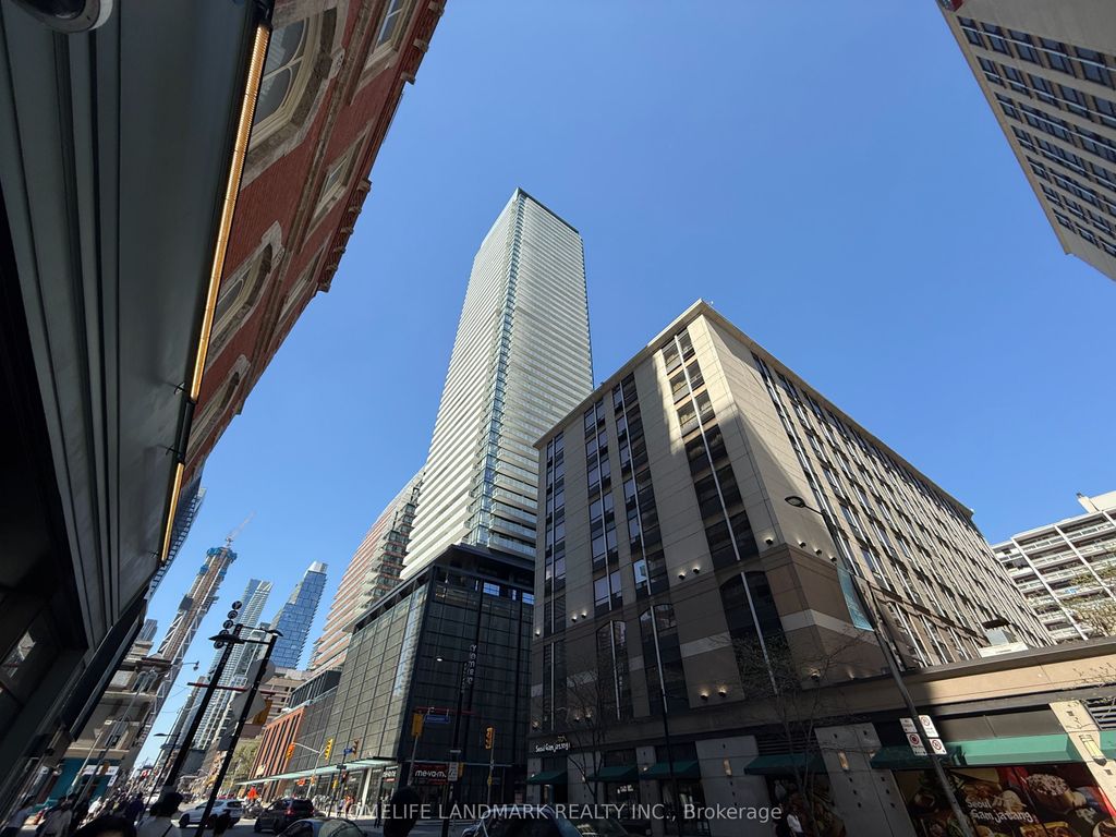 Photo of 501 Yonge Street #2208, Toronto, ON M4Y 1Y4 (MLS # C12396544)
