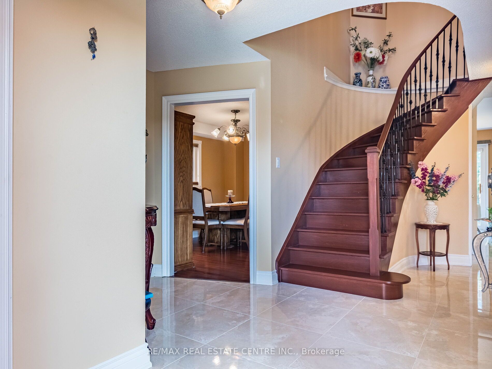 6439 Osprey Boulevard