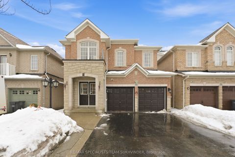 Property photo of 13 el camino way, brampton, ON l7a 3c4