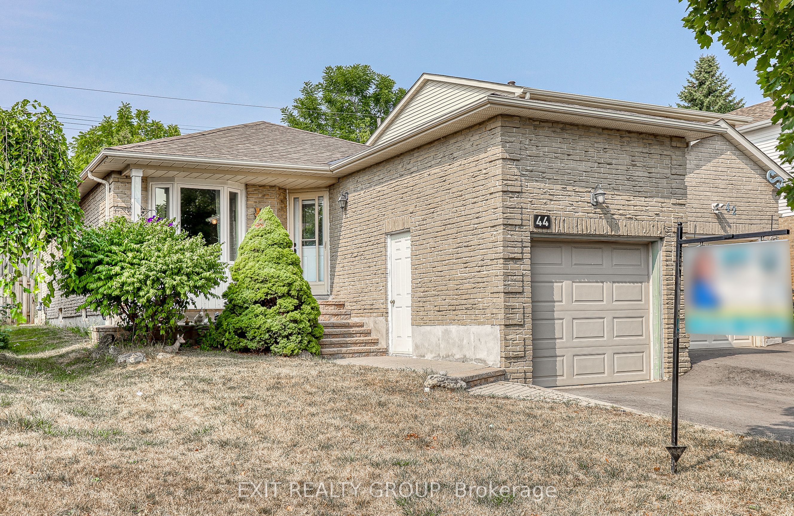 44 Angus Drive