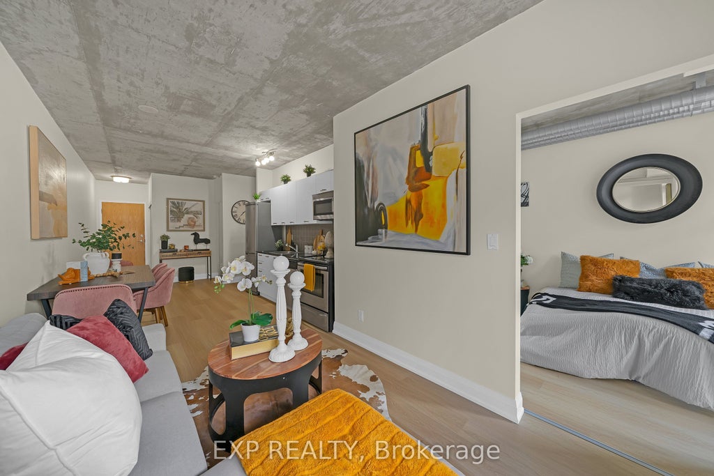 Photo of 150 Sudbury Street #403, Toronto, ON M6J 3S8 (MLS # C13751276)