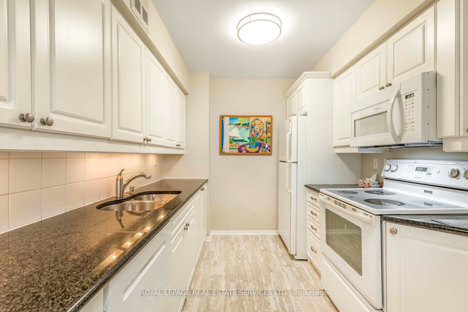 1300 Islington Ave Crescent 2805