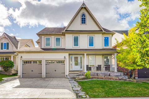 Photo of 23 Viscount Way, East Gwillimbury, ON L0G 1M0 (MLS # N12683558)