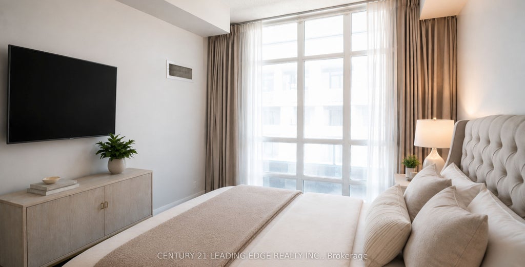 Photo of 15 BRUYERES Mews #517, Toronto, ON M5V 0A7 (MLS # C13614706)