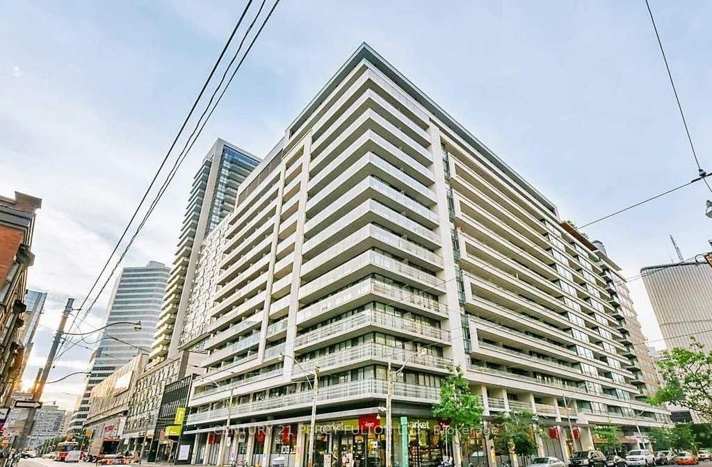 Photo of 111 Elizabeth Street #1501, Toronto, ON M5G 1P7 (MLS # C13595206)