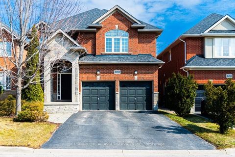 2202 Brookhaven Crescent Oakville ON L6M 5B8
