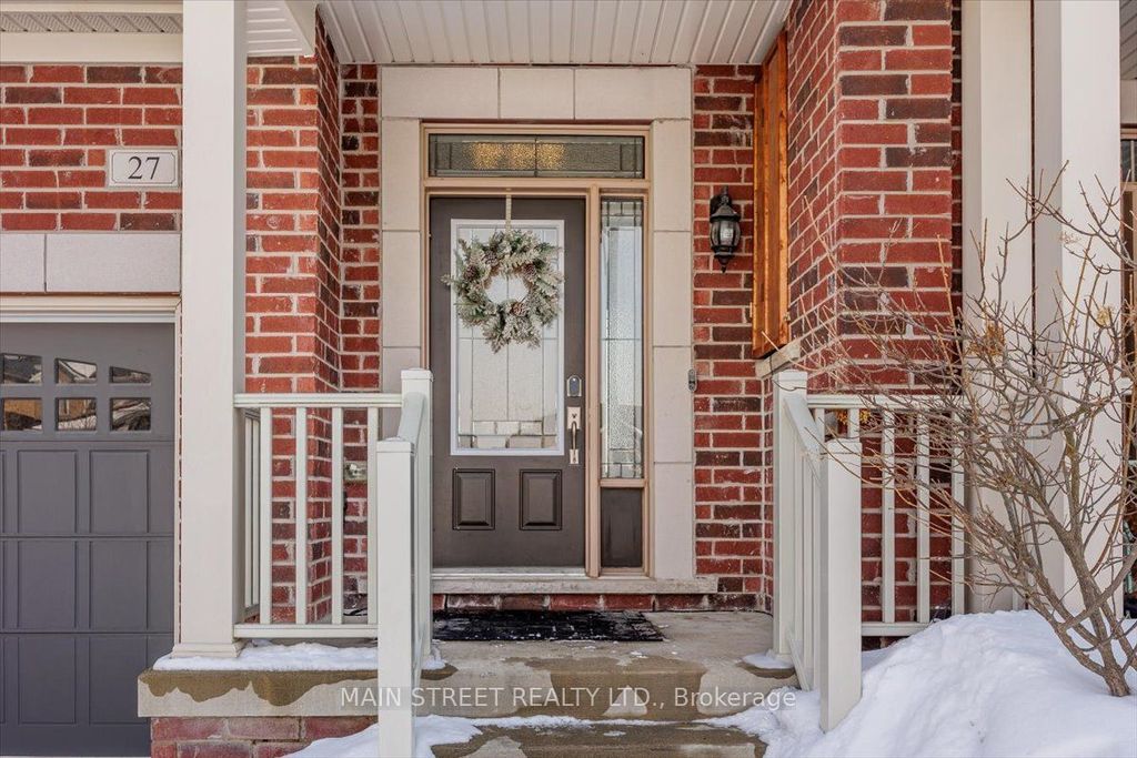 Photo of 27 Radial Drive, Aurora, ON L4G 0Z8 (MLS # N12829820)