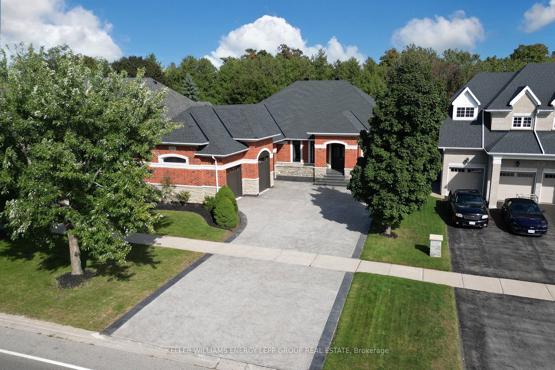 3693 Cochrane Street