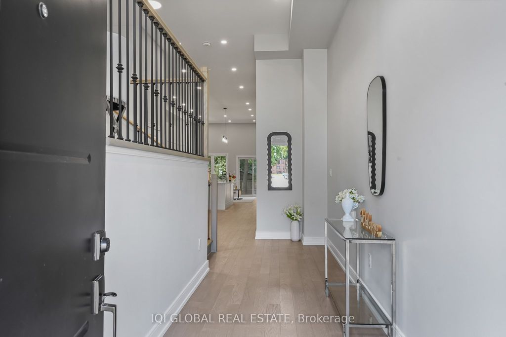 Photo of 308 Anderson Avenue, Oshawa, ON L1J 2N7 (MLS # E12417319)