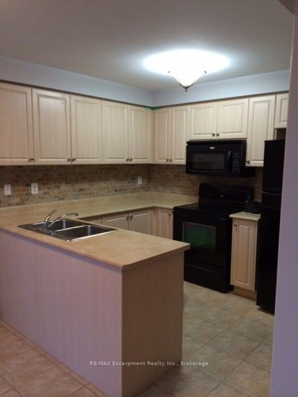 Photo of 4832 Capri Crescent, Burlington, ON L7M 0H9 (MLS # W12403342)
