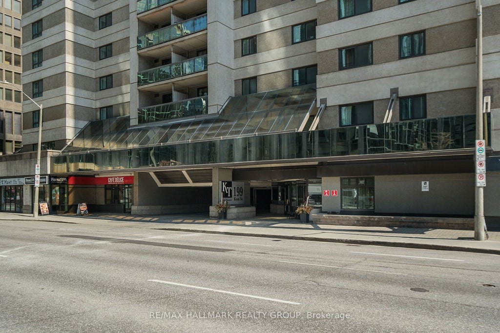 Photo of 199 Kent Street #604, Ottawa Centre, ON K2P 2K8 (MLS # X13821674)