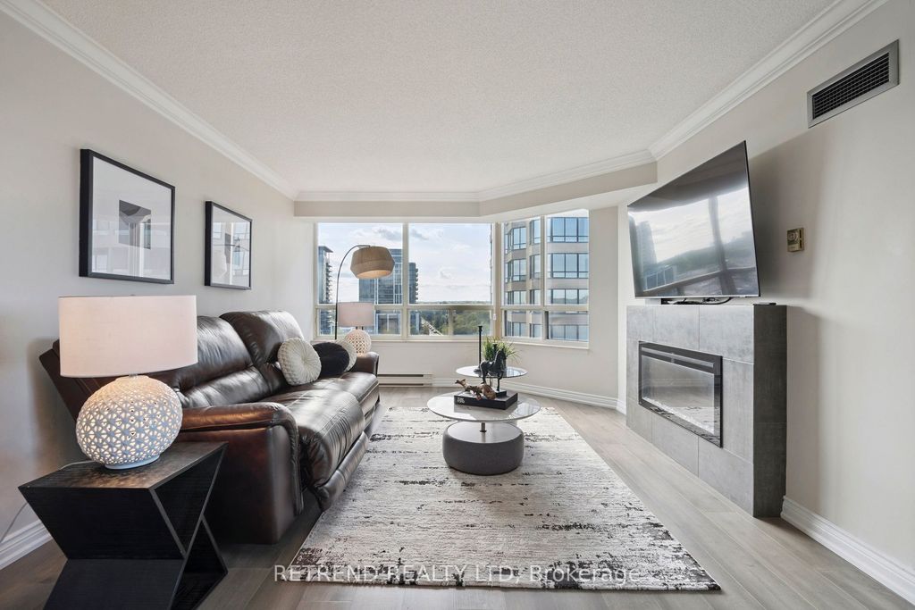 Photo of 32 Clarissa Drive #826, Richmond Hill, ON L4C 9R7 (MLS # N12715832)