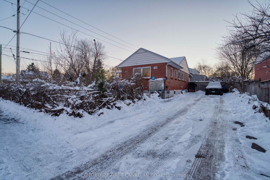 Photo of 756 Cheapside Street, London East, ON N5Y 3Y7 (MLS # X12606968)