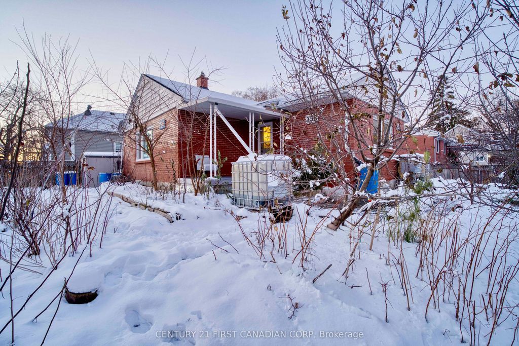 Photo of 756 Cheapside Street, London East, ON N5Y 3Y7 (MLS # X12606968)