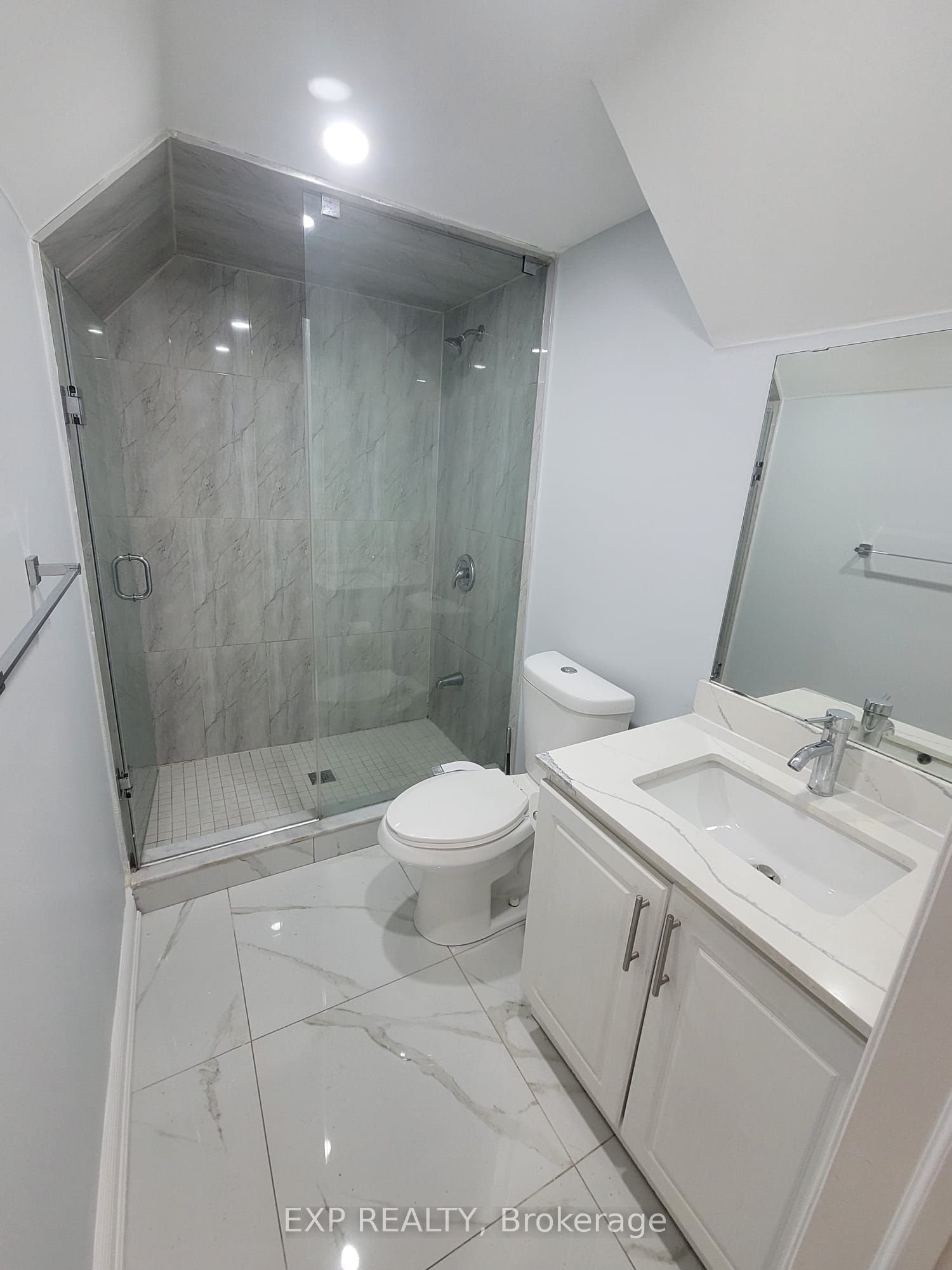 4372 Heathgate Crescent