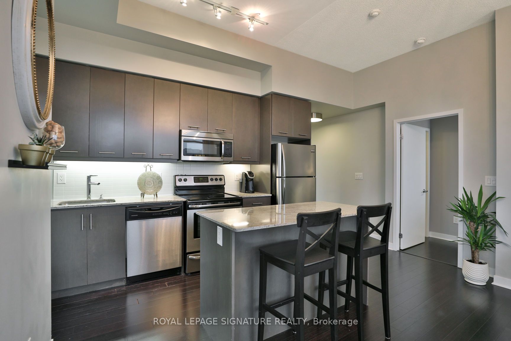 365 Prince Of Wales Drive 602