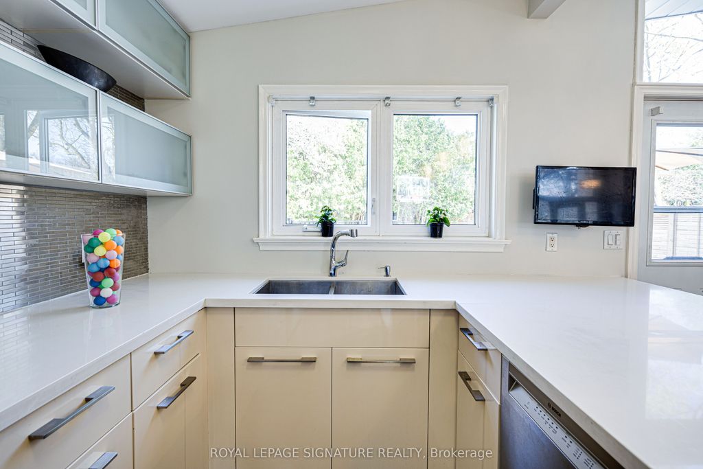 Photo of 2 Parmbelle Crescent, Toronto, ON M3A 3G6 (MLS # C12416161)