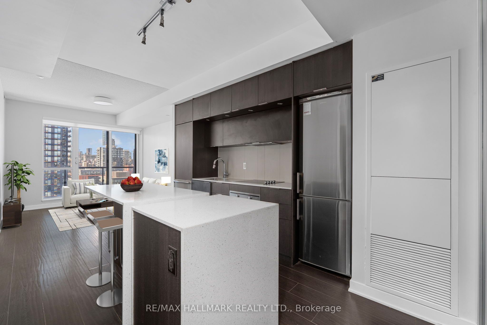 170 Sumach Street 1407