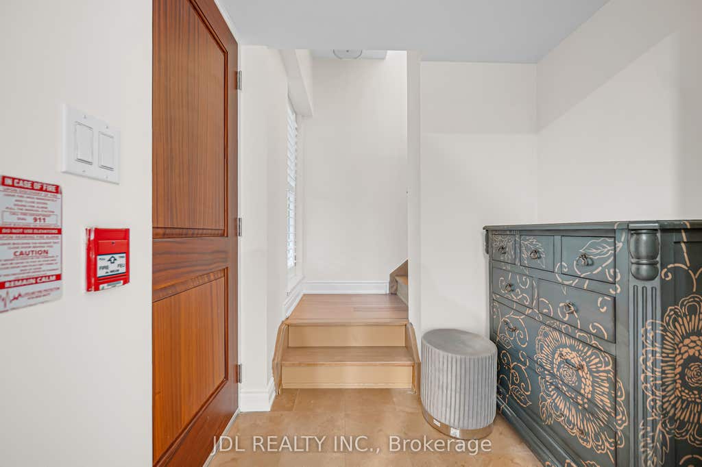 Photo of 761 Bay Street #TH07, Toronto, ON M5G 2R2 (MLS # C13480552)
