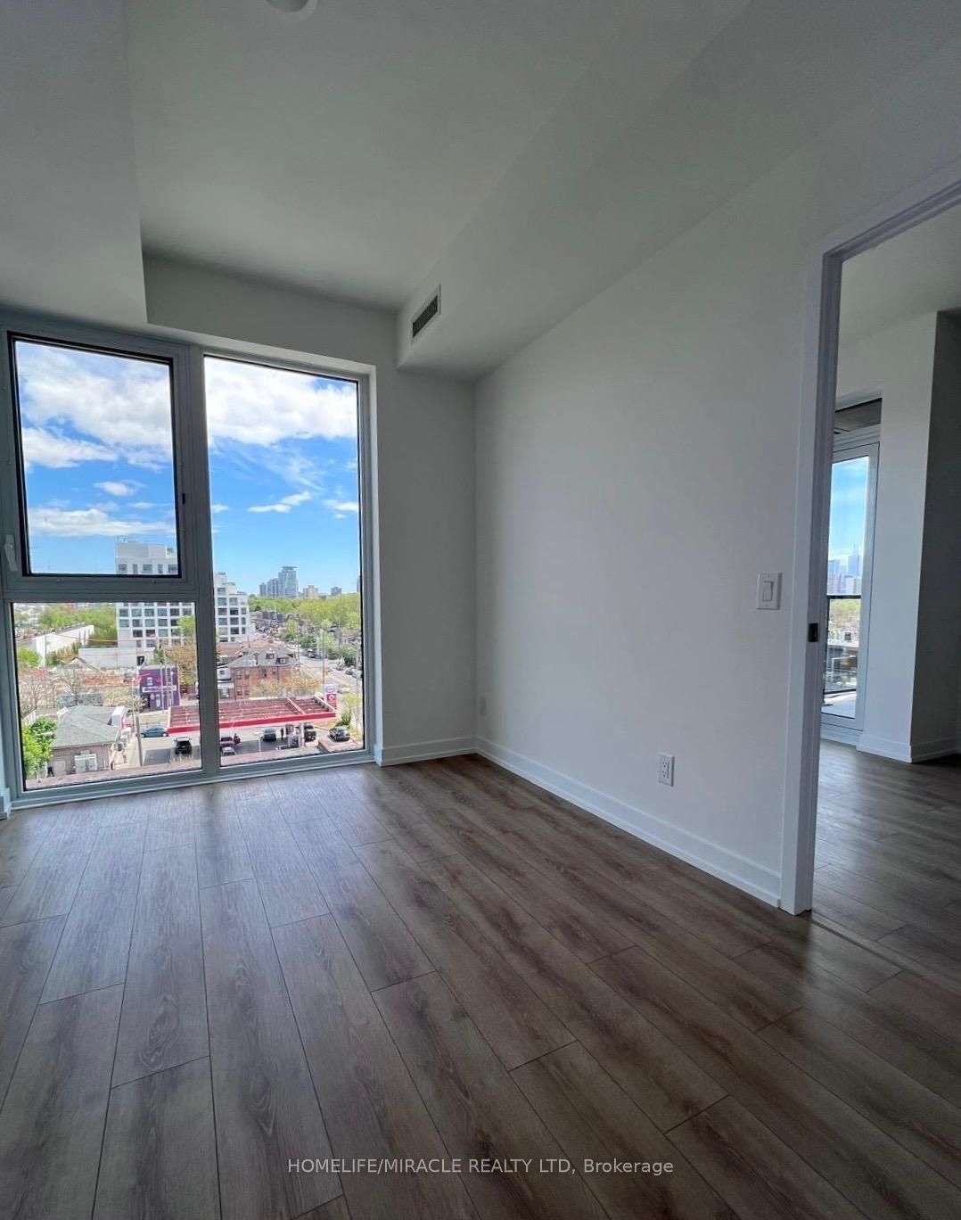 500 Dupont Street 615