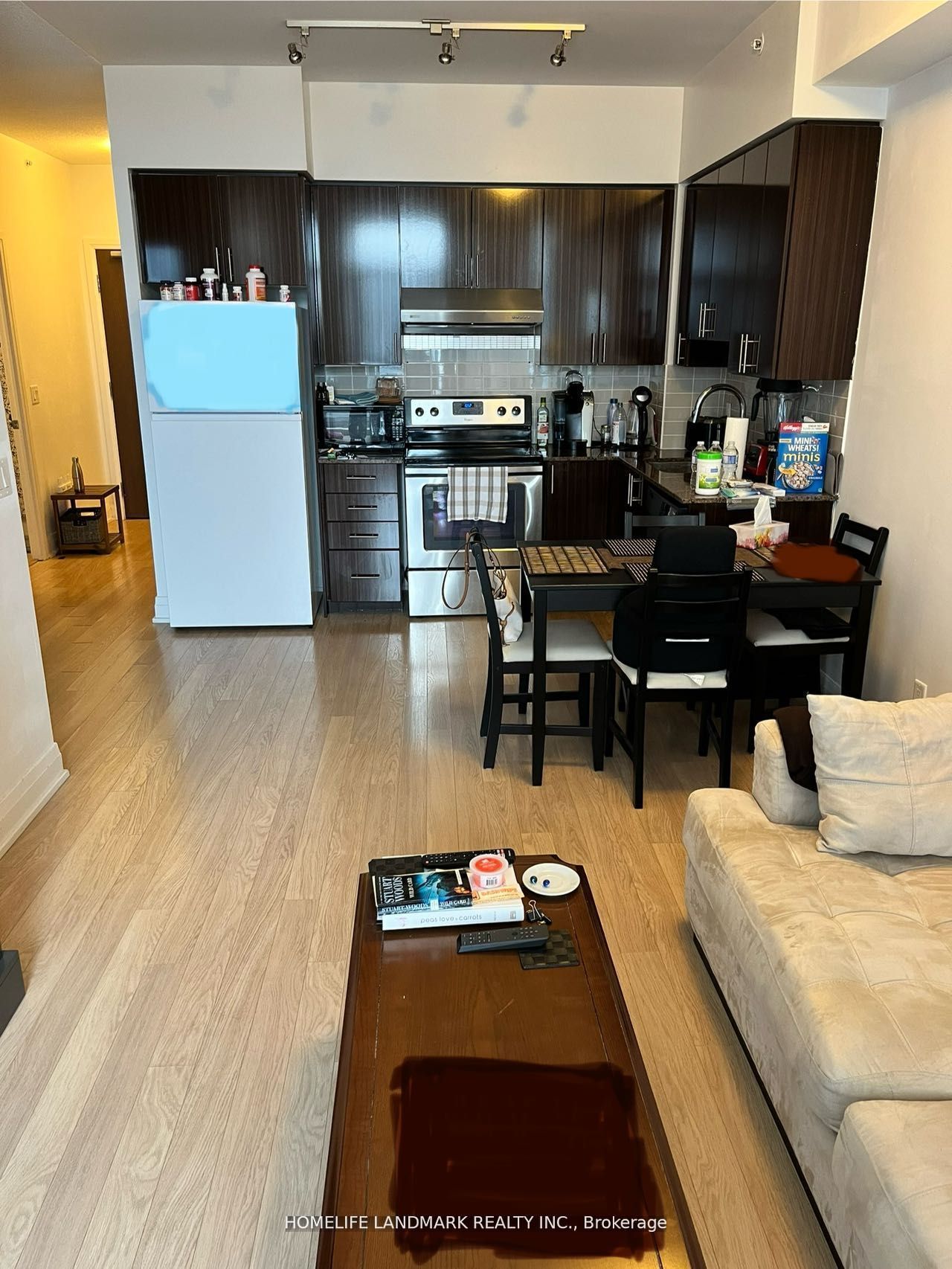85 North Park Road 907